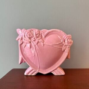 Rare Nelson McCoy Pottery Pink Heart-Shaped Vase or Planter 1940